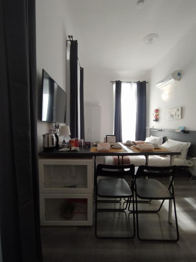 Domus Nikolai Hotel Bari Buitenkant foto