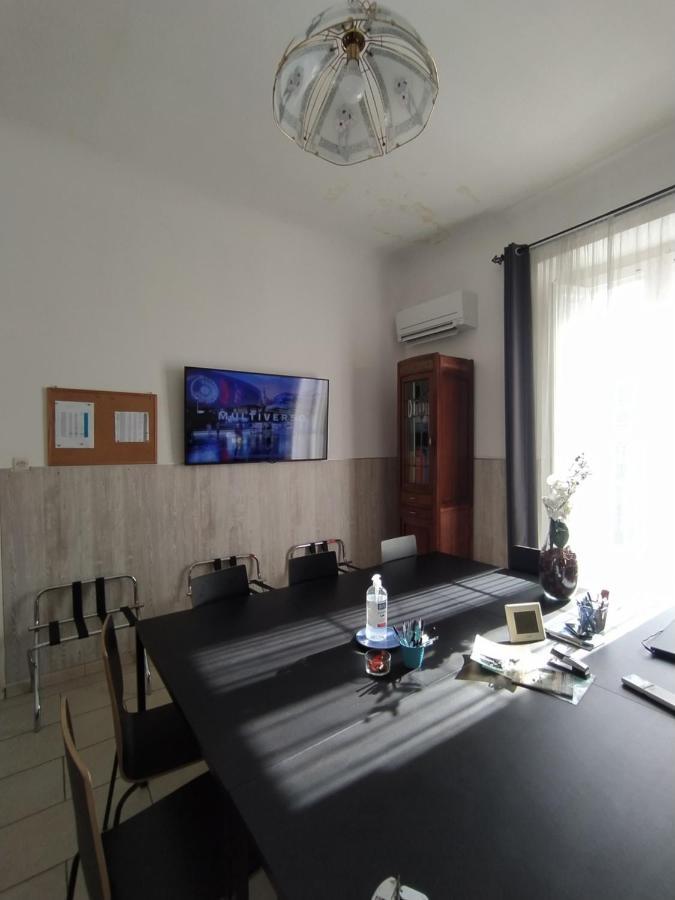 Domus Nikolai Hotel Bari Buitenkant foto