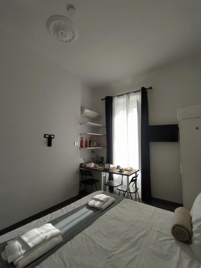 Domus Nikolai Hotel Bari Buitenkant foto