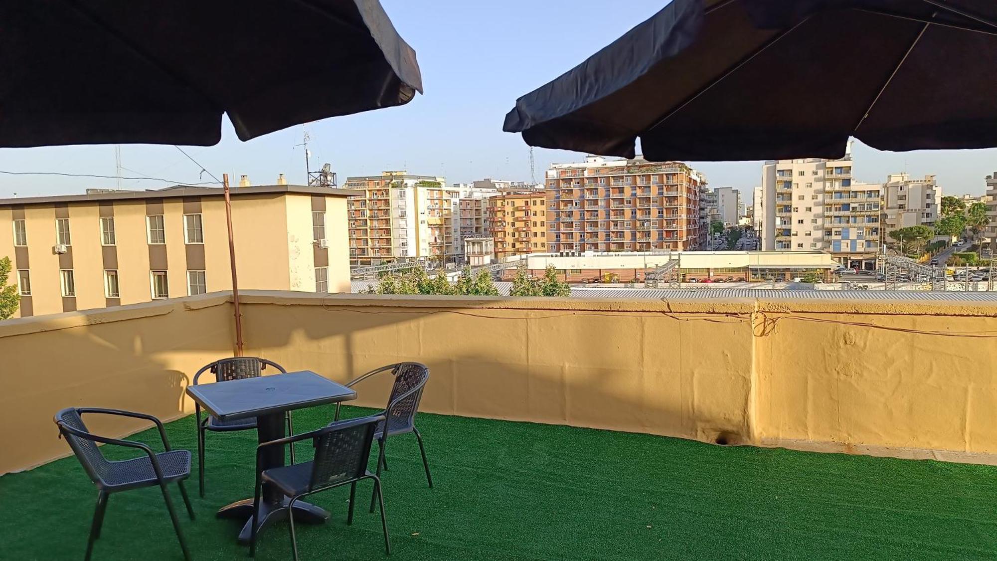 Domus Nikolai Hotel Bari Buitenkant foto